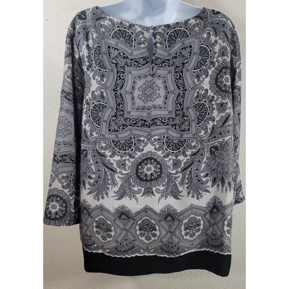 Willi Smith Black Gray White Floral Print Top Large Lightweight Soft Flowy - Picture 2 of 6
